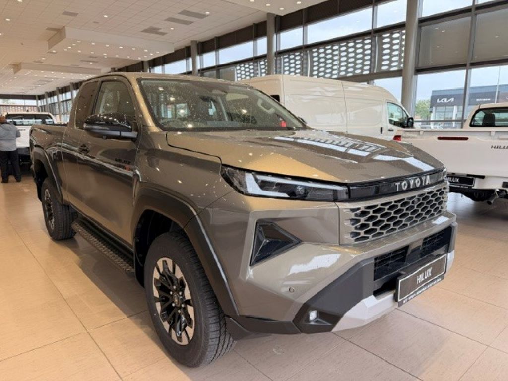 TOYOTA HILUX 2.8 GD-6 RB RAIDER X A T P U XTRA CAB for Sale in South Africa