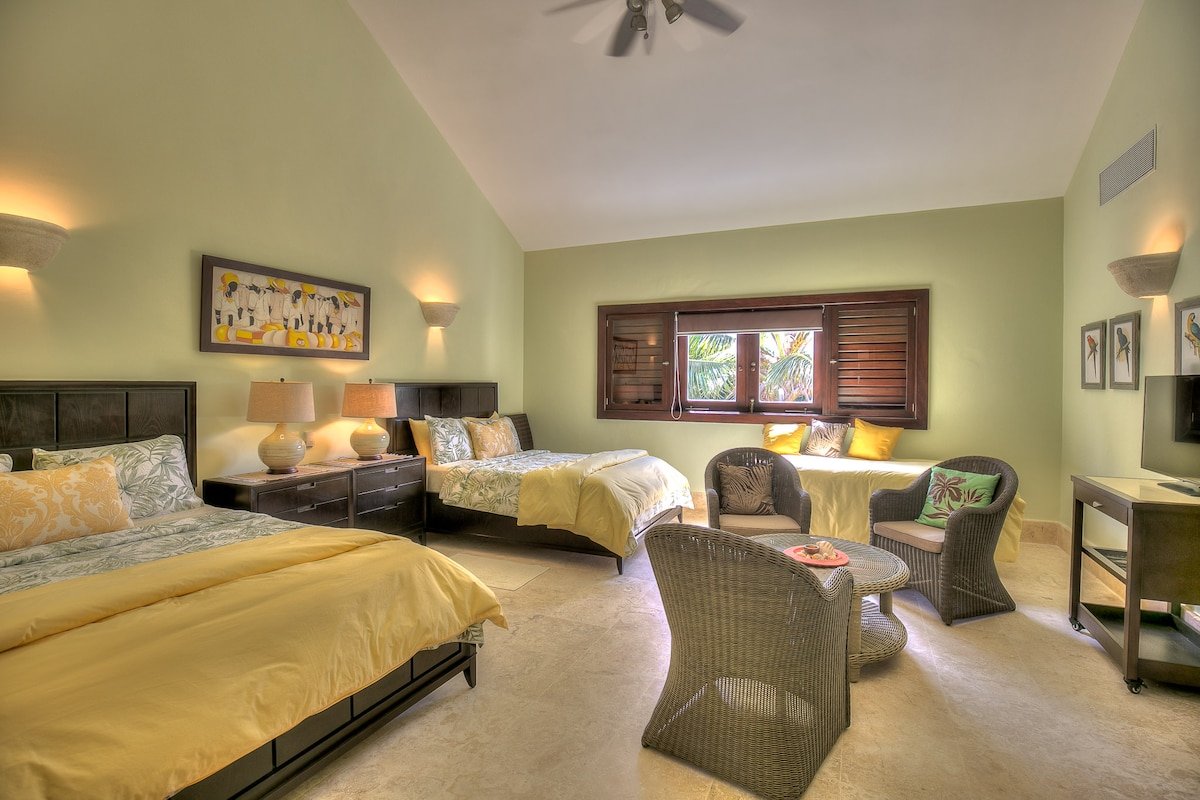 Arrecife 23/24/25 – Grand Golfside Estate gallery image 5