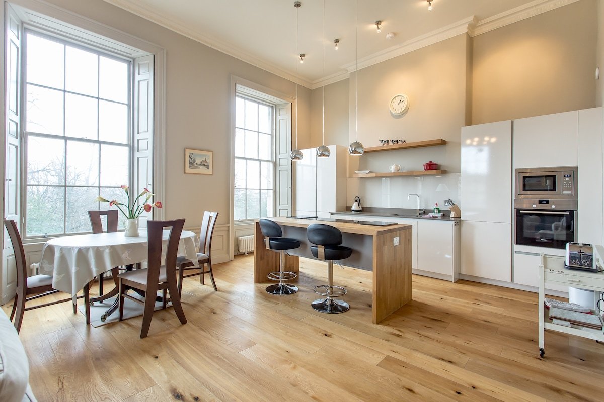 Queen Street One Apartment gallery image 5