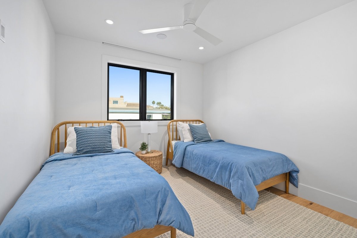 Luxury Family Escape | 3-Story Coastal Home gallery image 4