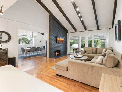 Blue Door Oasis 5 min from Universal and Hollywood