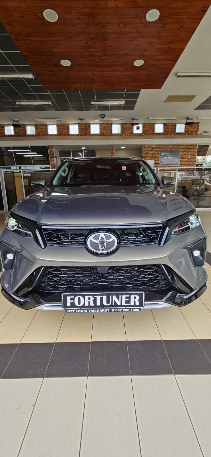 TOYOTA FORTUNER 2.4GD-6 R B A T for Sale in South Africa