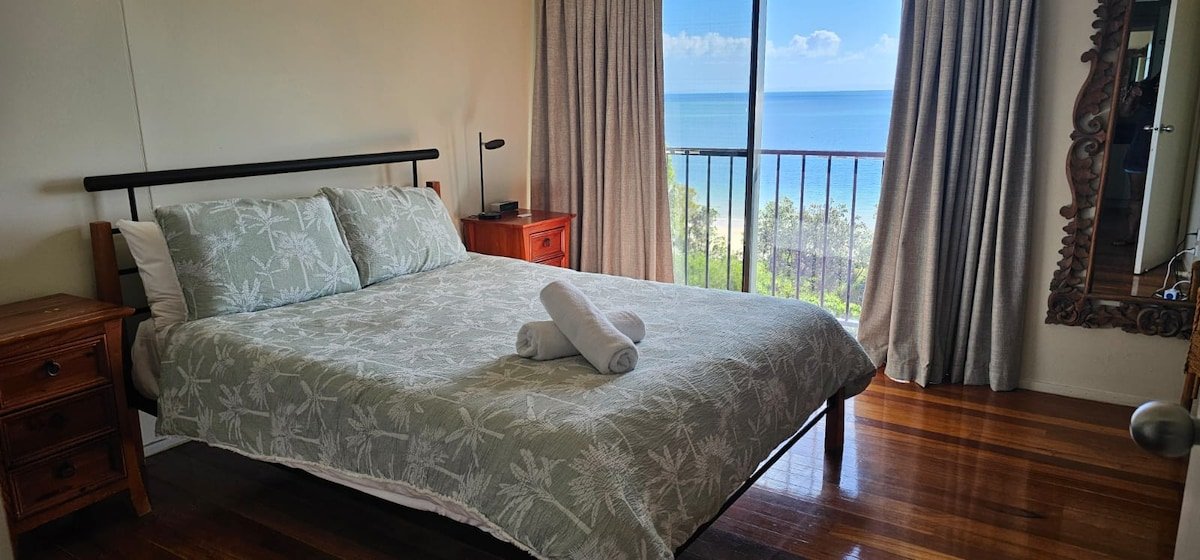 Coign 7 – Spacious Island Home Overlooking the Bay gallery image 5