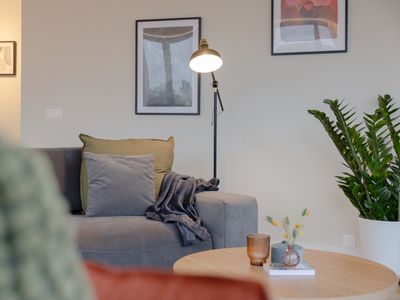 Trendy, sunny apartment on the South – 5th floor