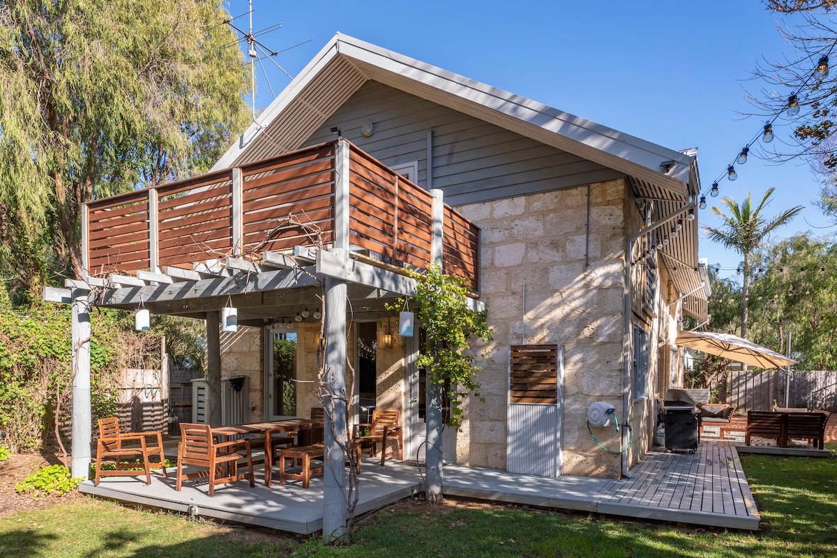 Stone House—A Family Beachside Escape gallery image 3