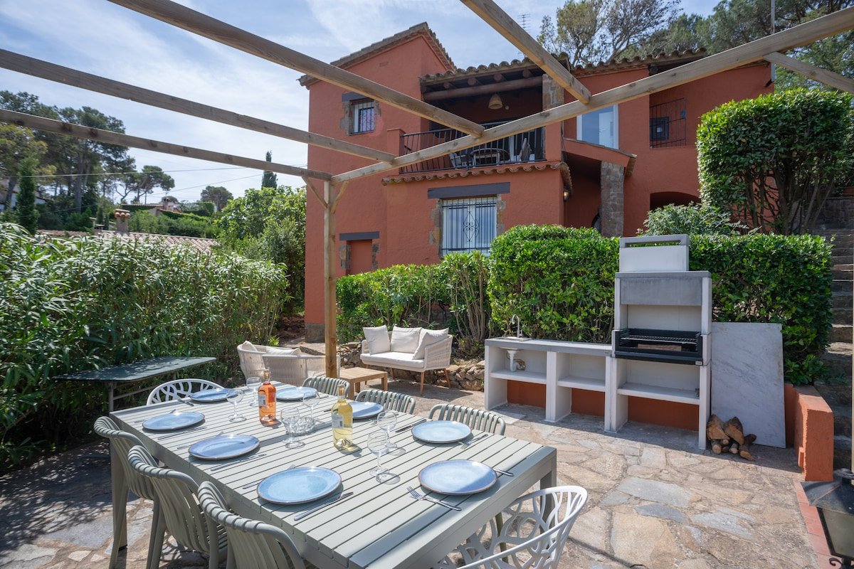 Picasso’s Mountain View Begur gallery image 3