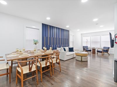 6 bd 3ba |Parking |Backyard |20 min EWR |35 min NY