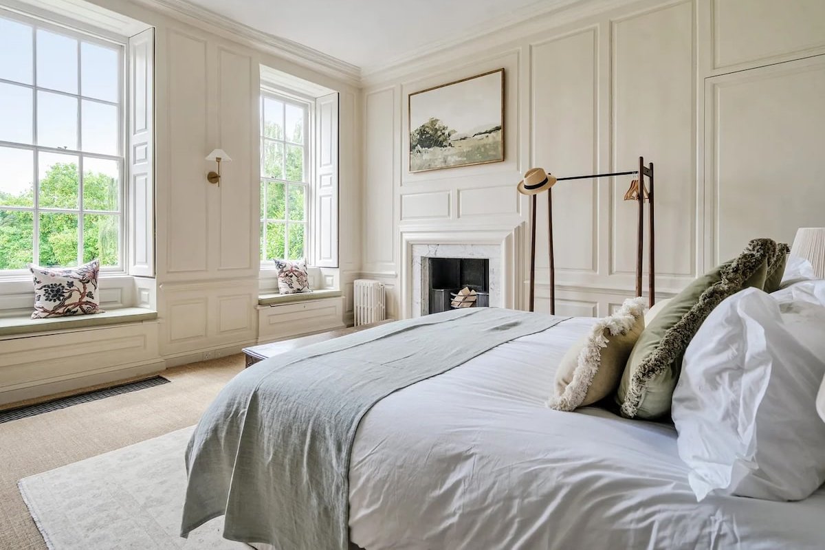 Queen Anne period home near Bath gallery image 4