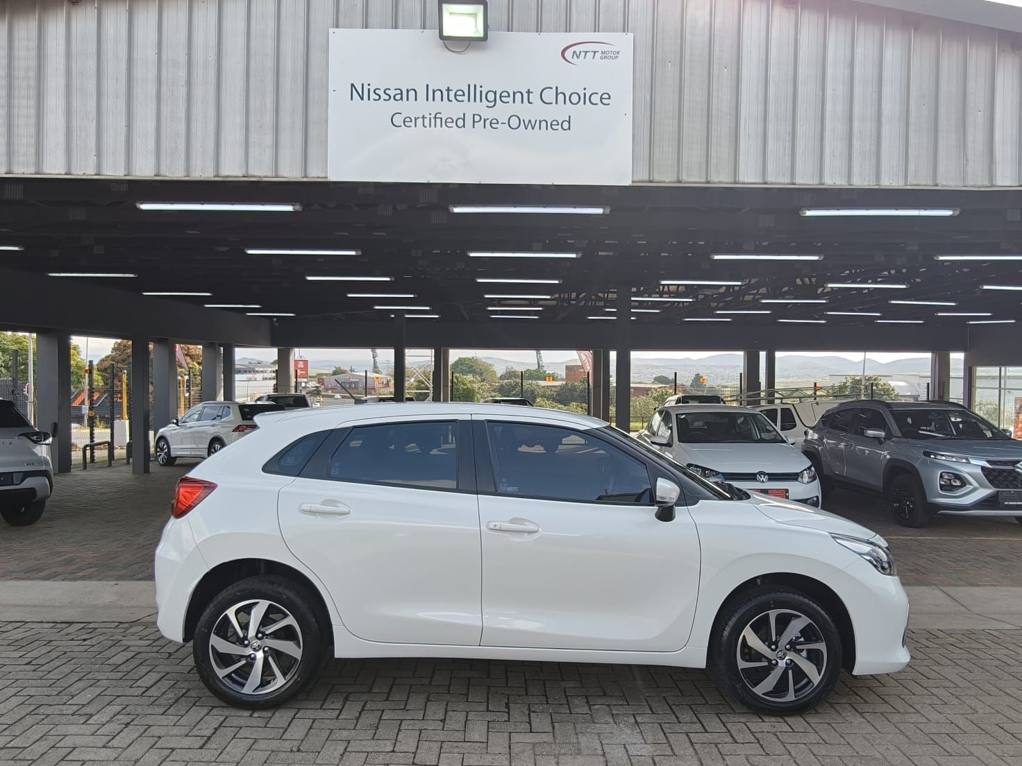 Used car gallery