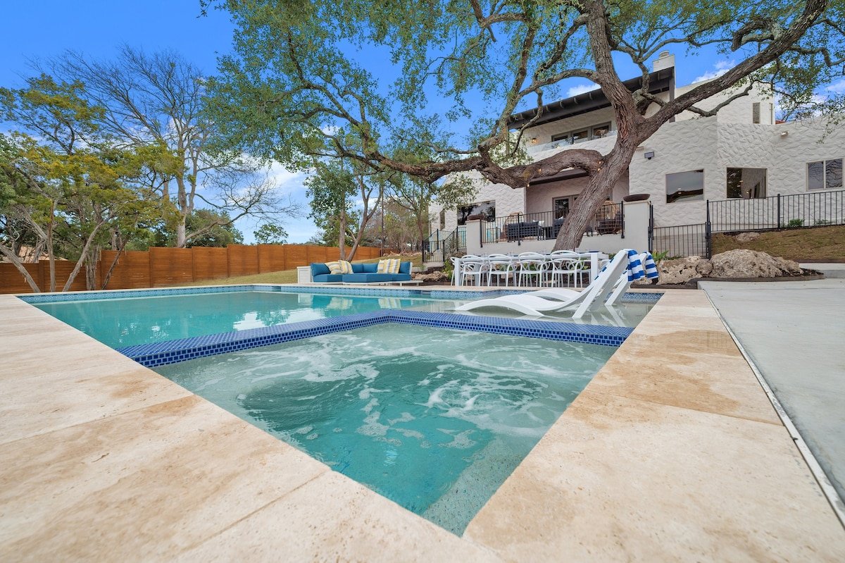 Overlook Oasis-Stunning Views-Pool and Spa! gallery image 3
