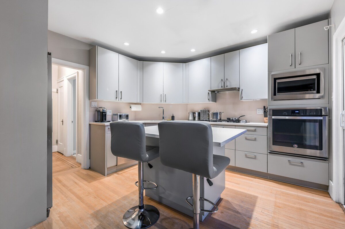 Vancouver Gem gallery image 3