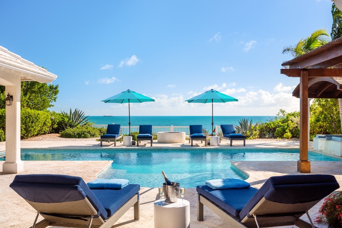 Villa La Percha: Kayaks, Ocean Access, Pool & More gallery image 2