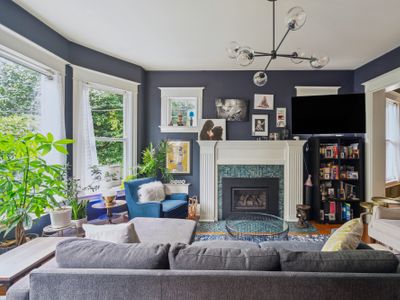 Central District Gem