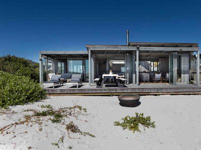 Amazing home on the beach in Klein Slangkop