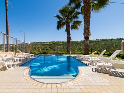 2 Private Villas 550m² Aris and Stratos Palace