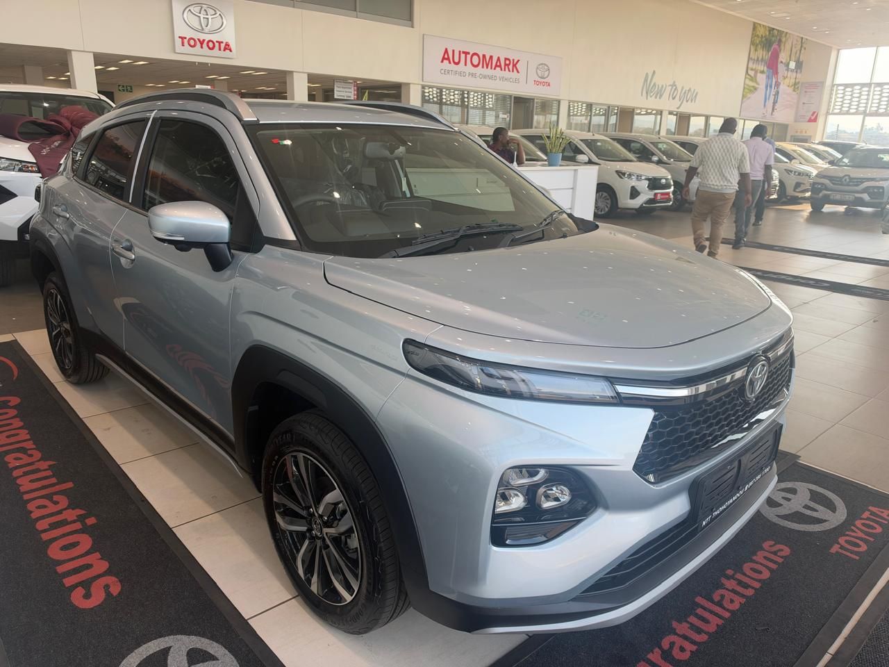 TOYOTA STARLET CROSS 1.5XR A T for Sale in South Africa