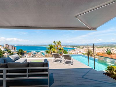 Infinity pool house with sea view (Cap ponent A1)