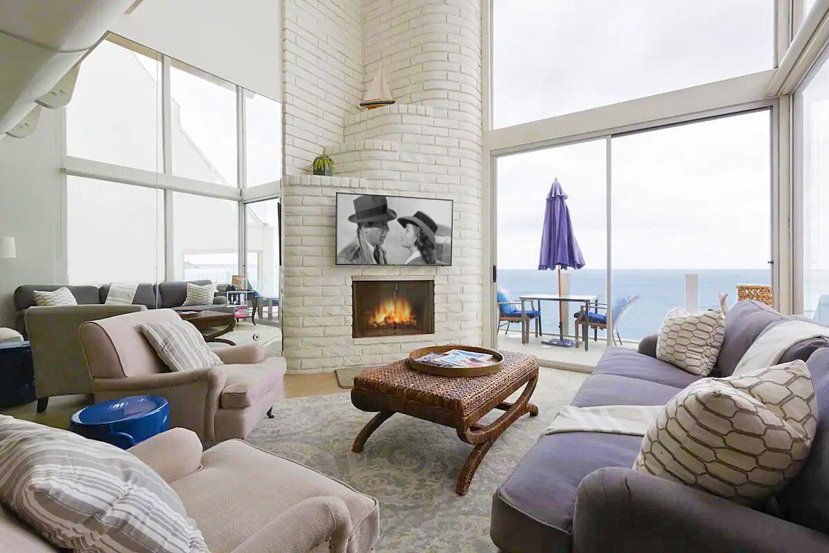 Malibu Townhouse Right on the Sand gallery image 4