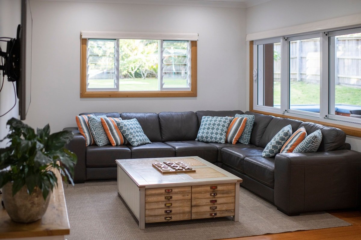 BillyBlue – Big Family, Best Value! Enormous Yard gallery image 3