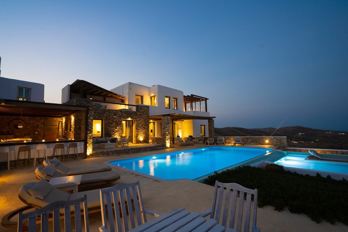 Seaview villa/private pool/Mykonos/amallinisuites gallery image 3