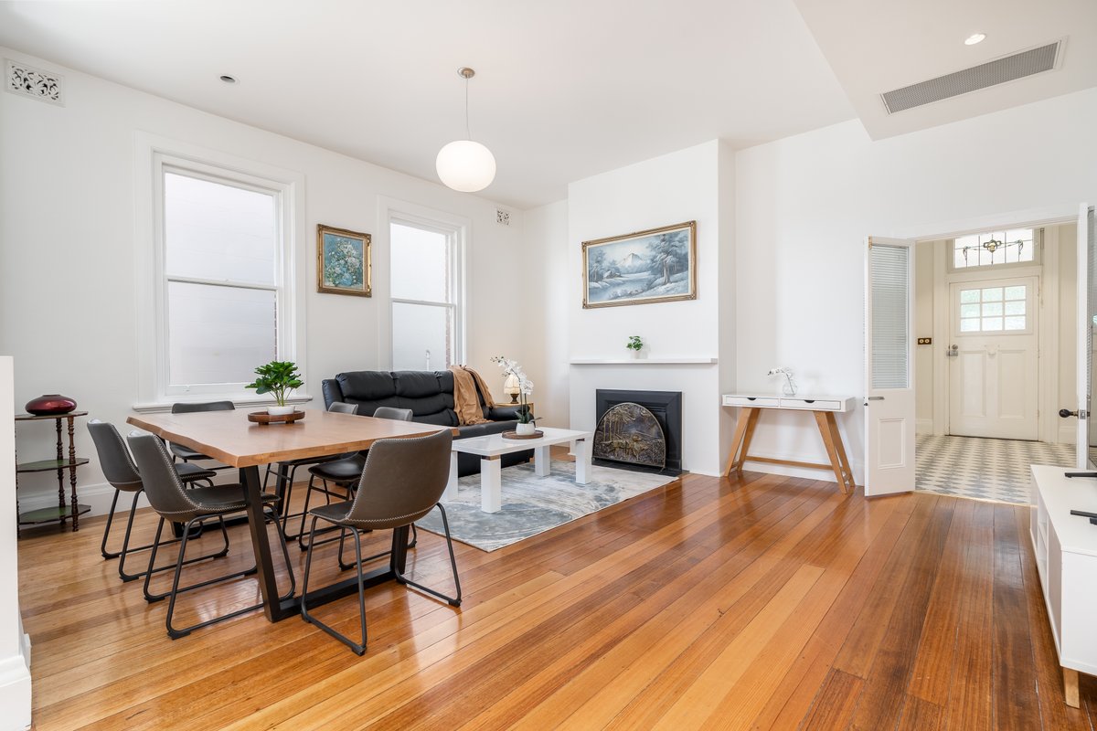 luxury city living – private entrance-free parking