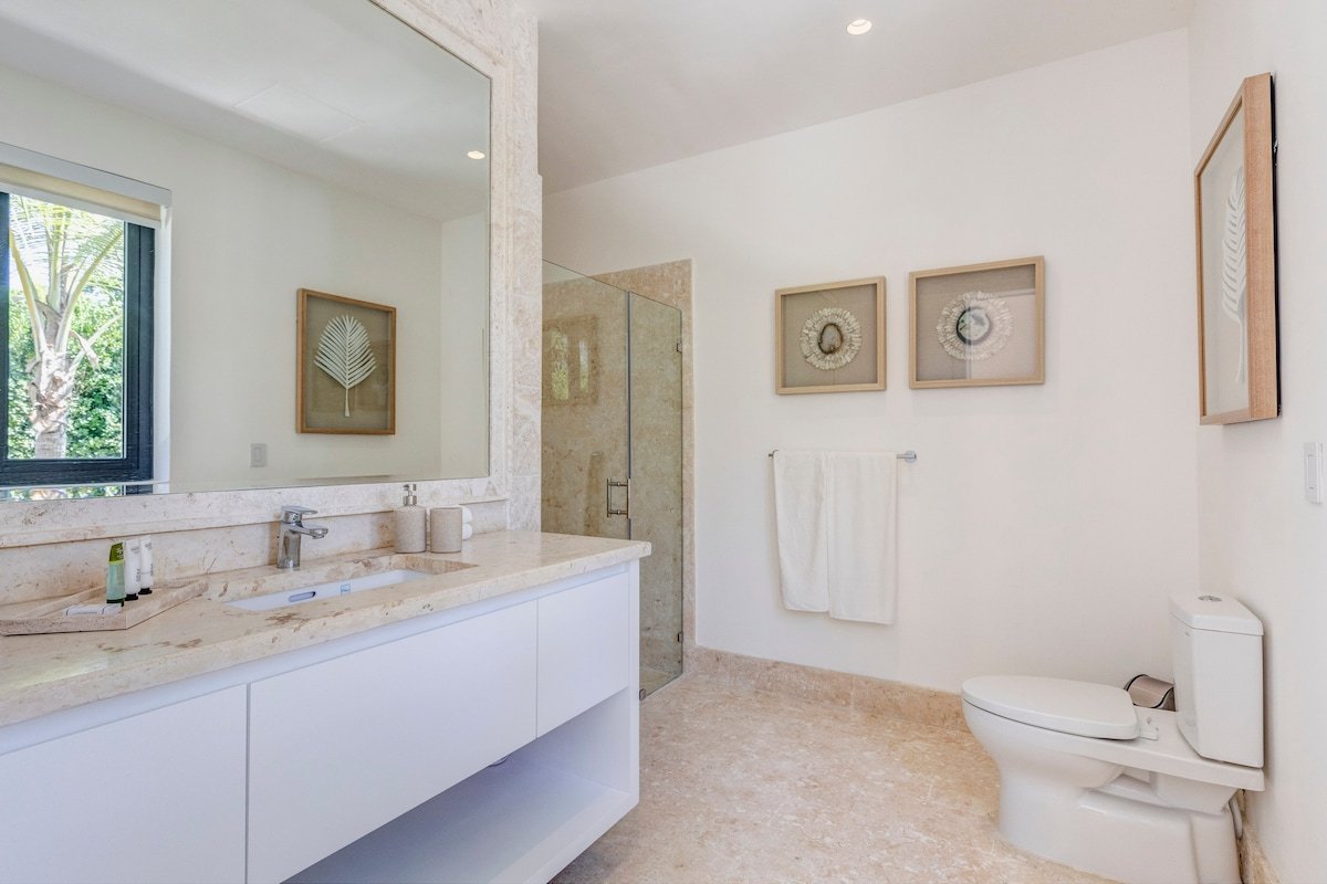 Corales 22: Luxe Golf Retreat gallery image 5