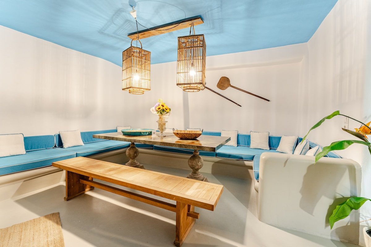 Rock Villas Complex | CastleView | 2 Jacuzzis gallery image 4