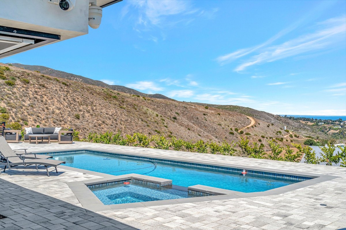 Gated Ocean View Estate gallery image 4