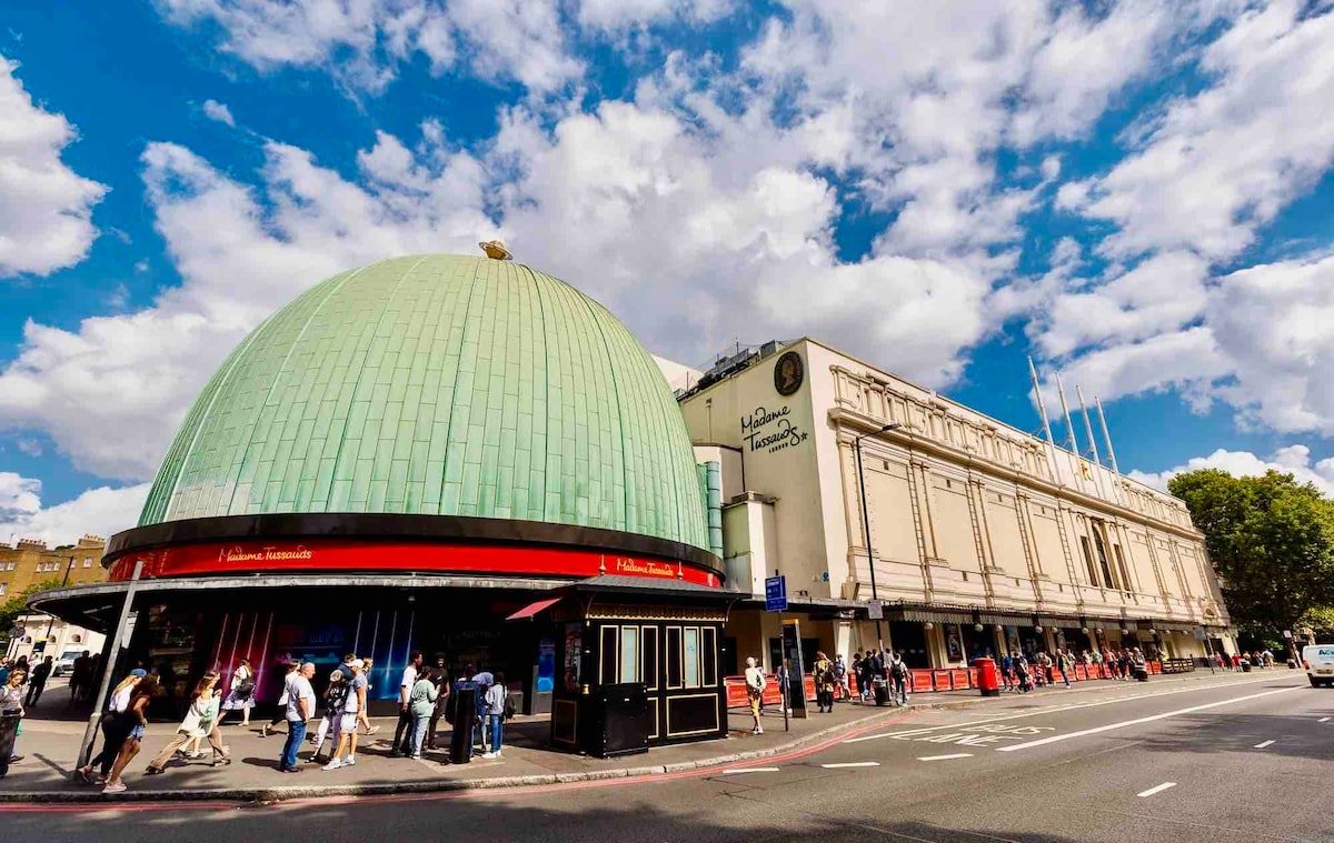 2 Bed 2 Bath Victorian Marylebone Apt gallery image 5