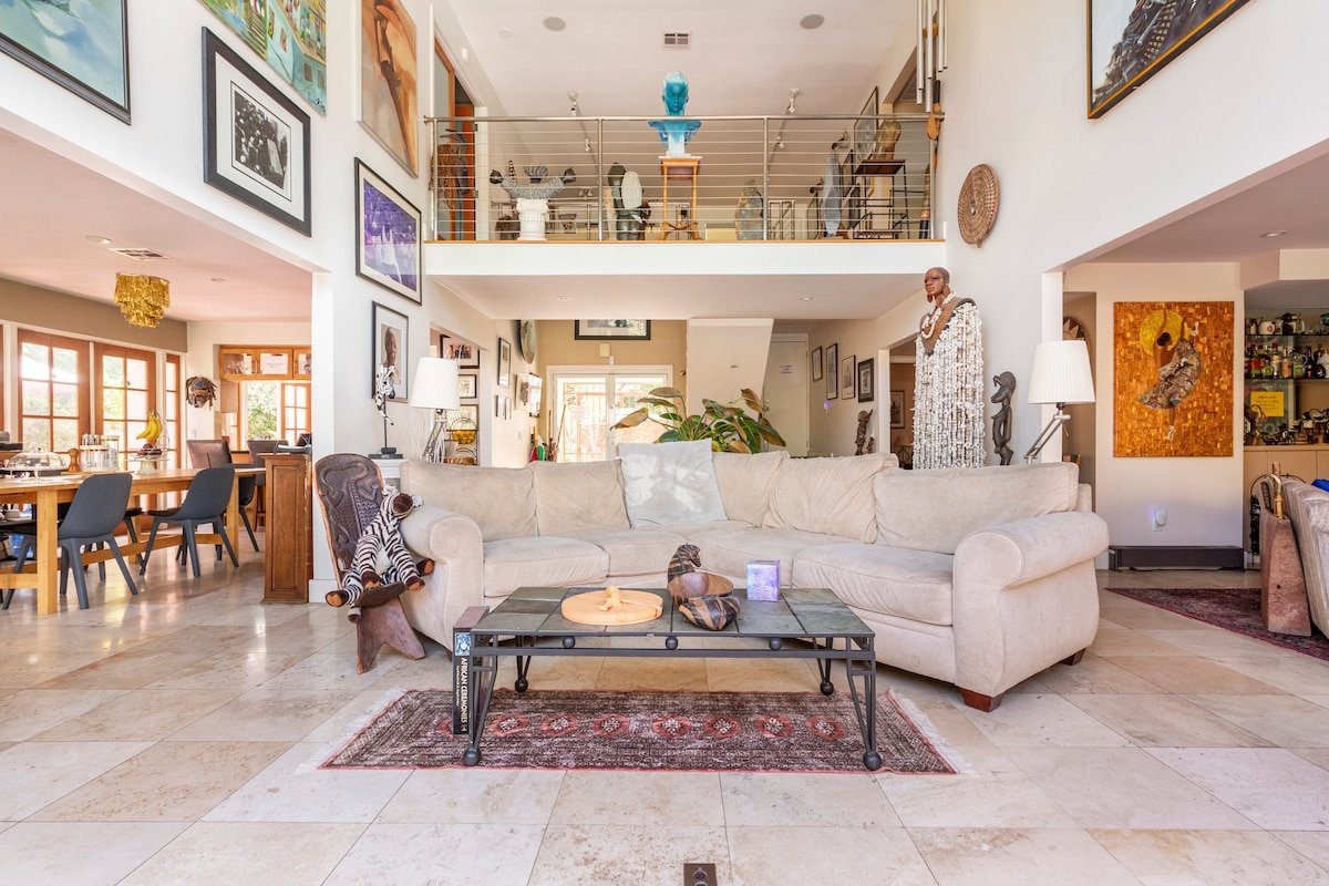 A Private Art Gallery and spa gallery image 5