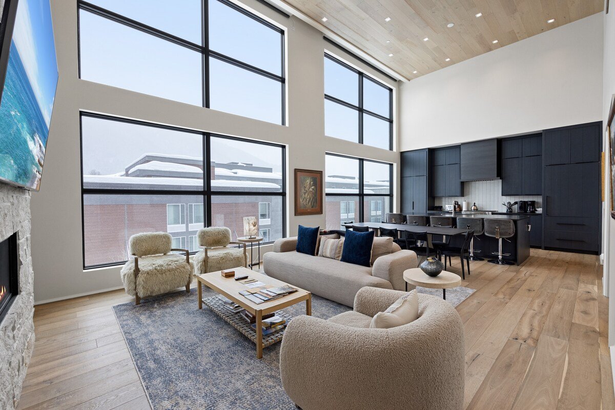 Festive Getaway | Hot Tub + Fireplace Views