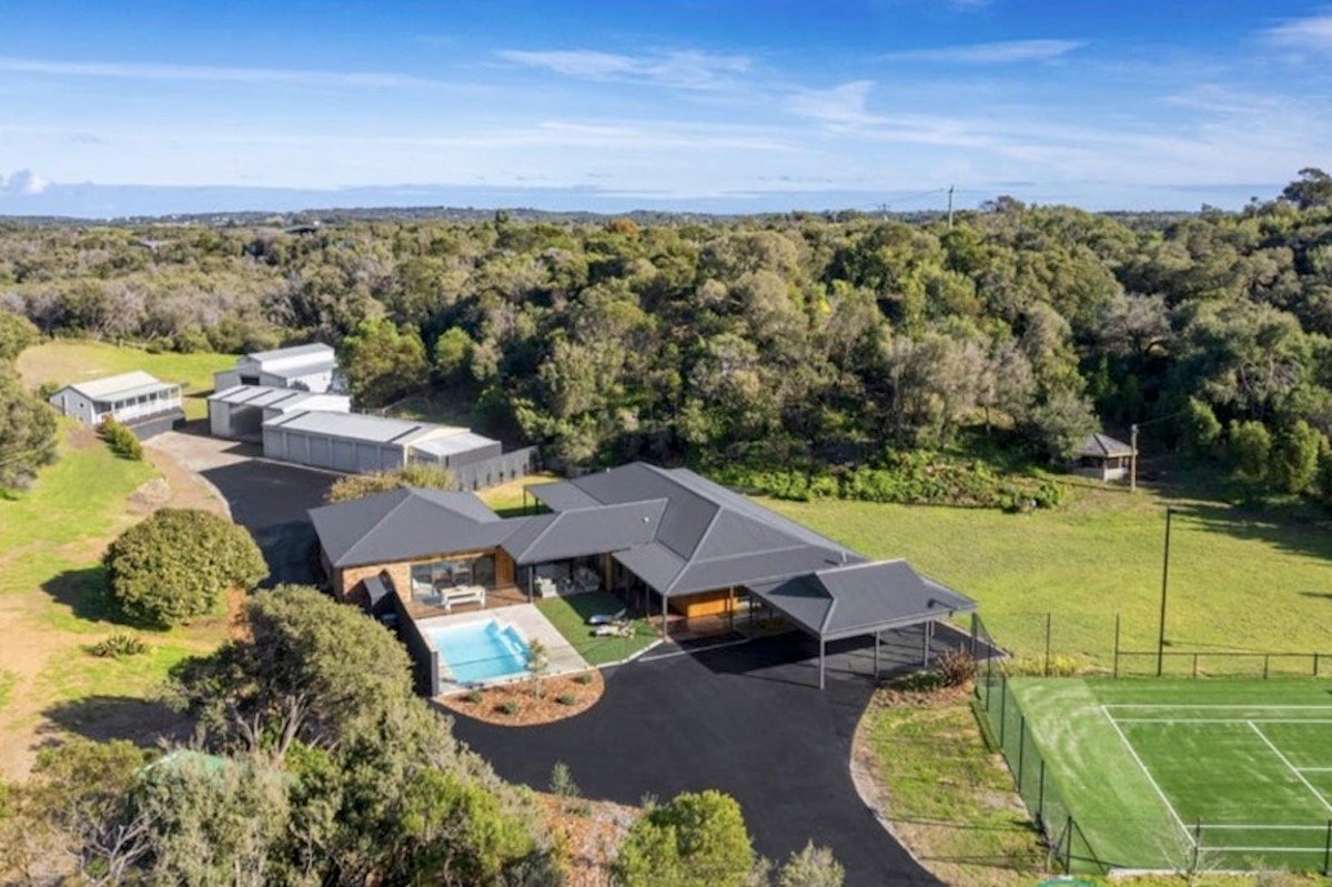 Coastal Luxe – Pool, Tennis, Sauna, Basketball