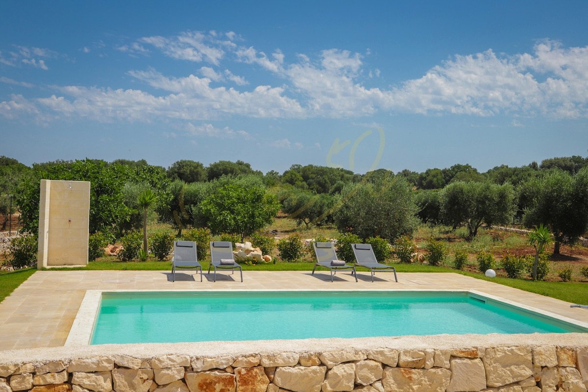 TD Villa Coco Countryside Villa Near Ostuni gallery image 4