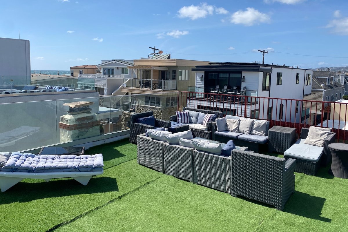 Very Close to Ocean, Spa, 3 decks, 2 small parking gallery image 3