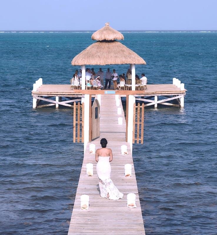 Partial Ocean View Penthouse 3 bed/3 ba Velento #5 gallery image 3