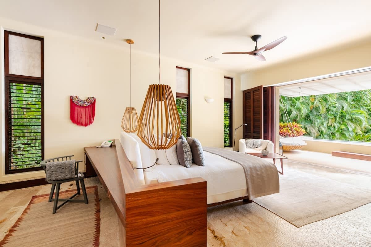 Private Villa with Pool, Chef & Ocean Views gallery image 4