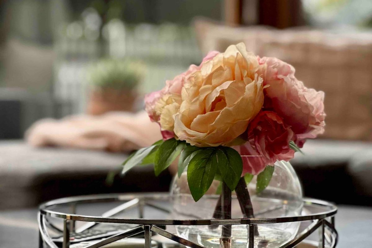 Melbourne, Luxury Family Home, Maribyrnong River gallery image 4