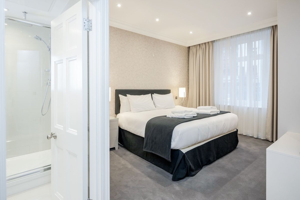 Knighstbridge/Belgravia Motcomb St 2Bed Gem 💎 gallery image 5