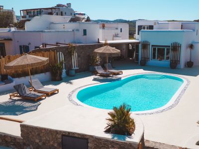 SeaWalk- 6Bed Villa- Pool- 200m to Ftelia beach