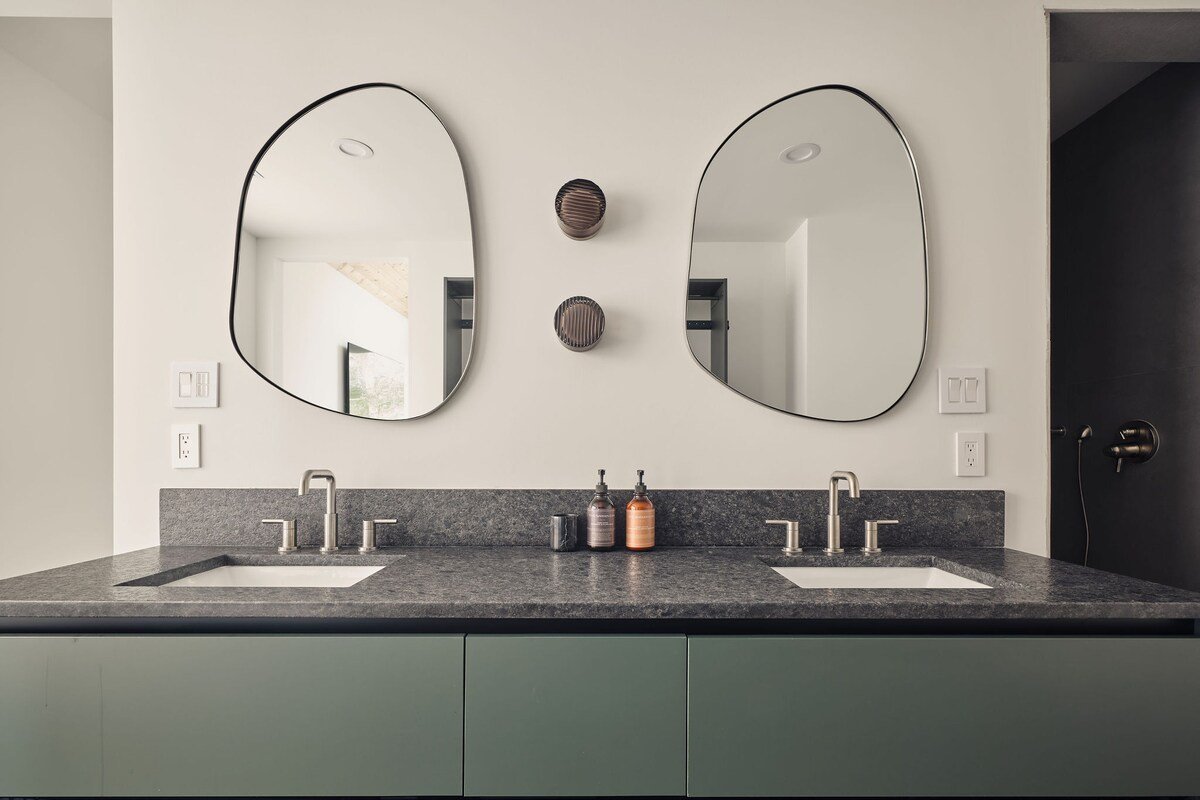 The Garden Oak-Garden & Grandeur gallery image 5