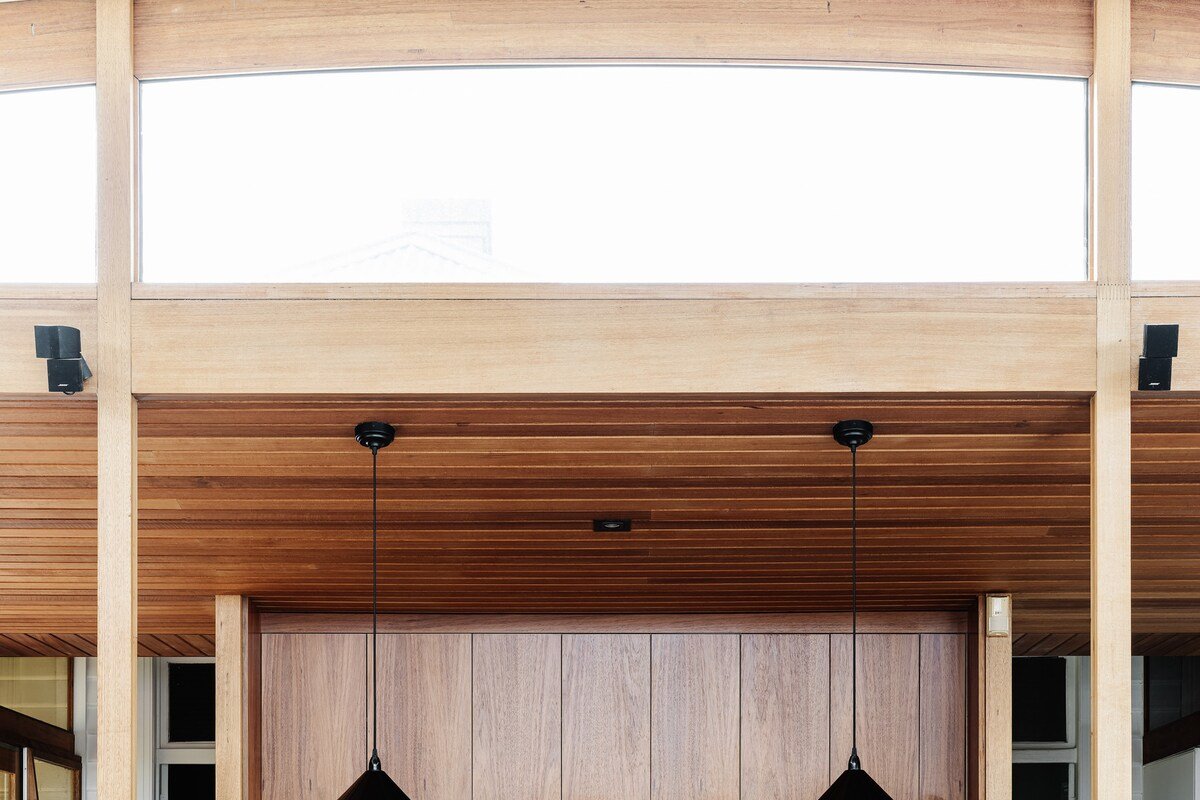 Seaview ~ A beautiful hideaway in central Hobart. gallery image 3