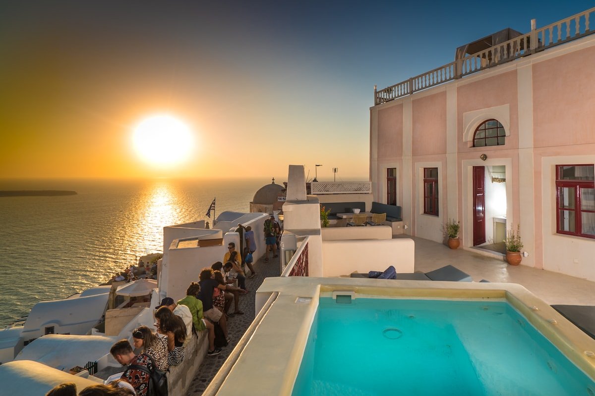Sunset villa in Oia gallery image 2