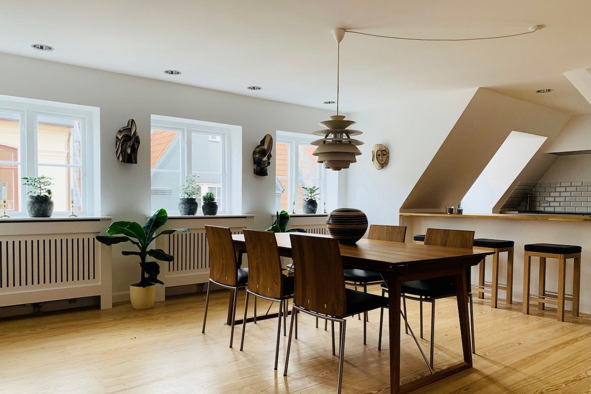 Luxury apartment in heart of CPH gallery image 5