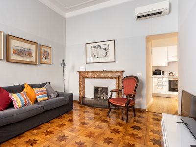 Charming 3 BR in Spanish Steps WiFi