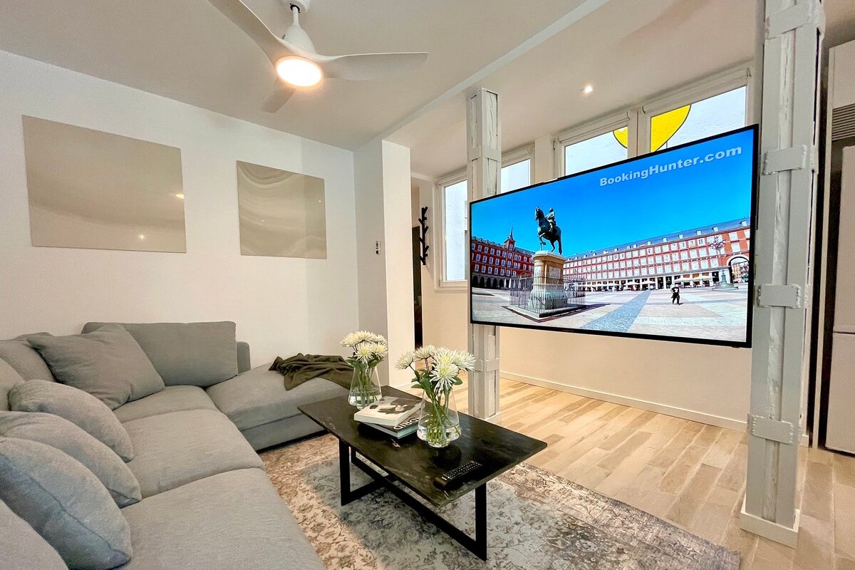 Waou Puerta de Alcala es MIA – Corta Duración gallery image 5