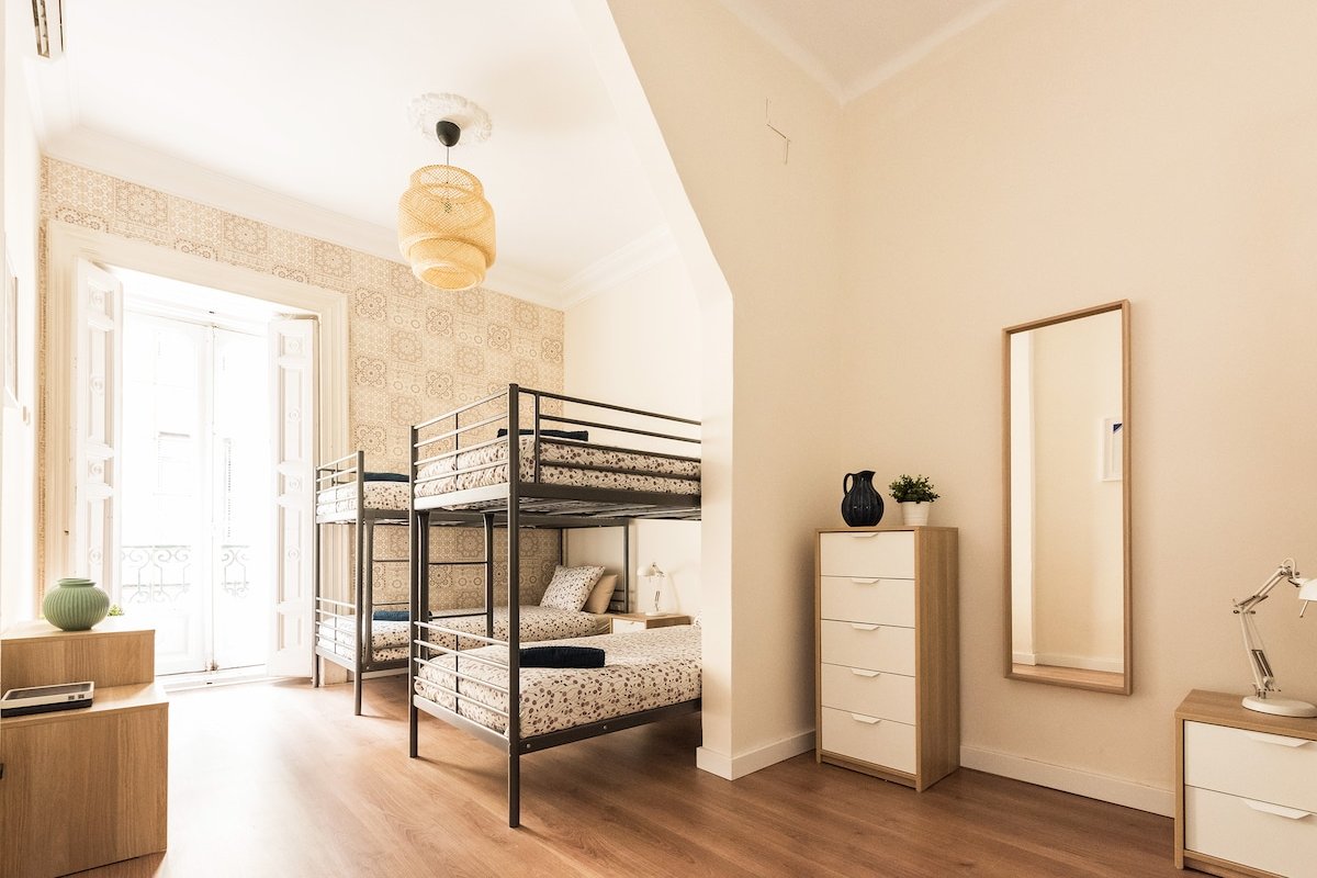 Apartment in Puerta del Sol – Madrid Center gallery image 5