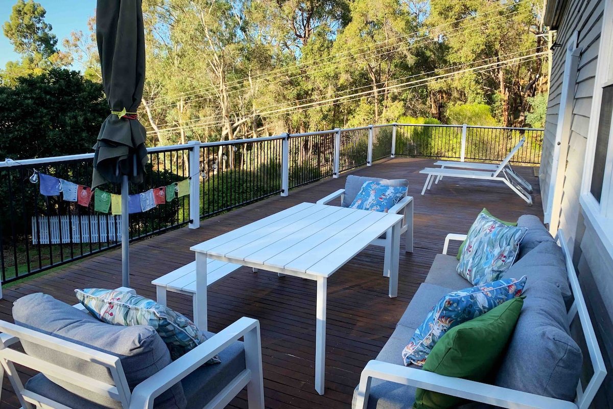 Chelsdon Cottage ~ 400 meters to town gallery image 2