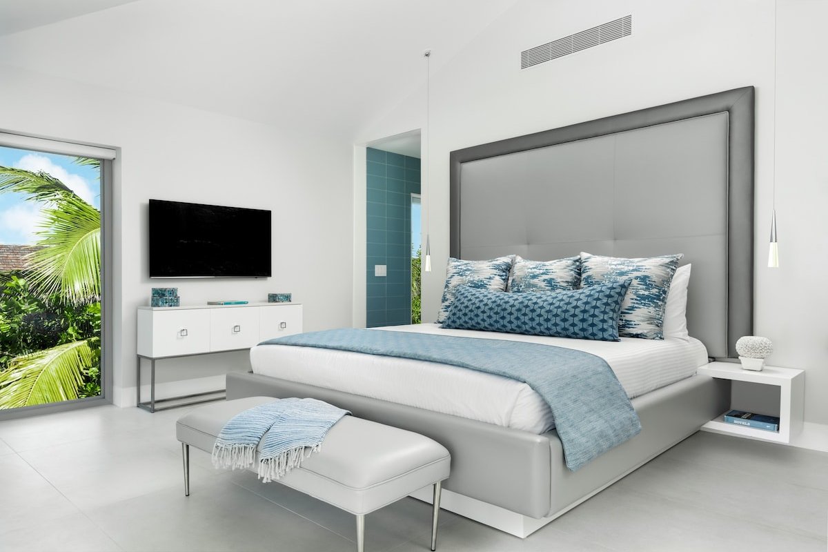 Seascape gallery image 2