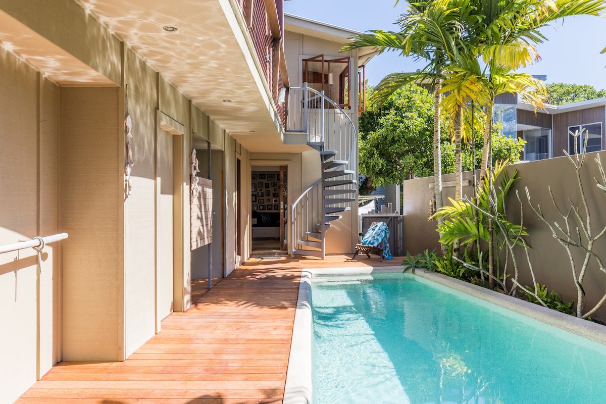 Tranquil Family Beach Retreat with Pool gallery image 4