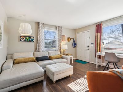 Convenient location & free parking